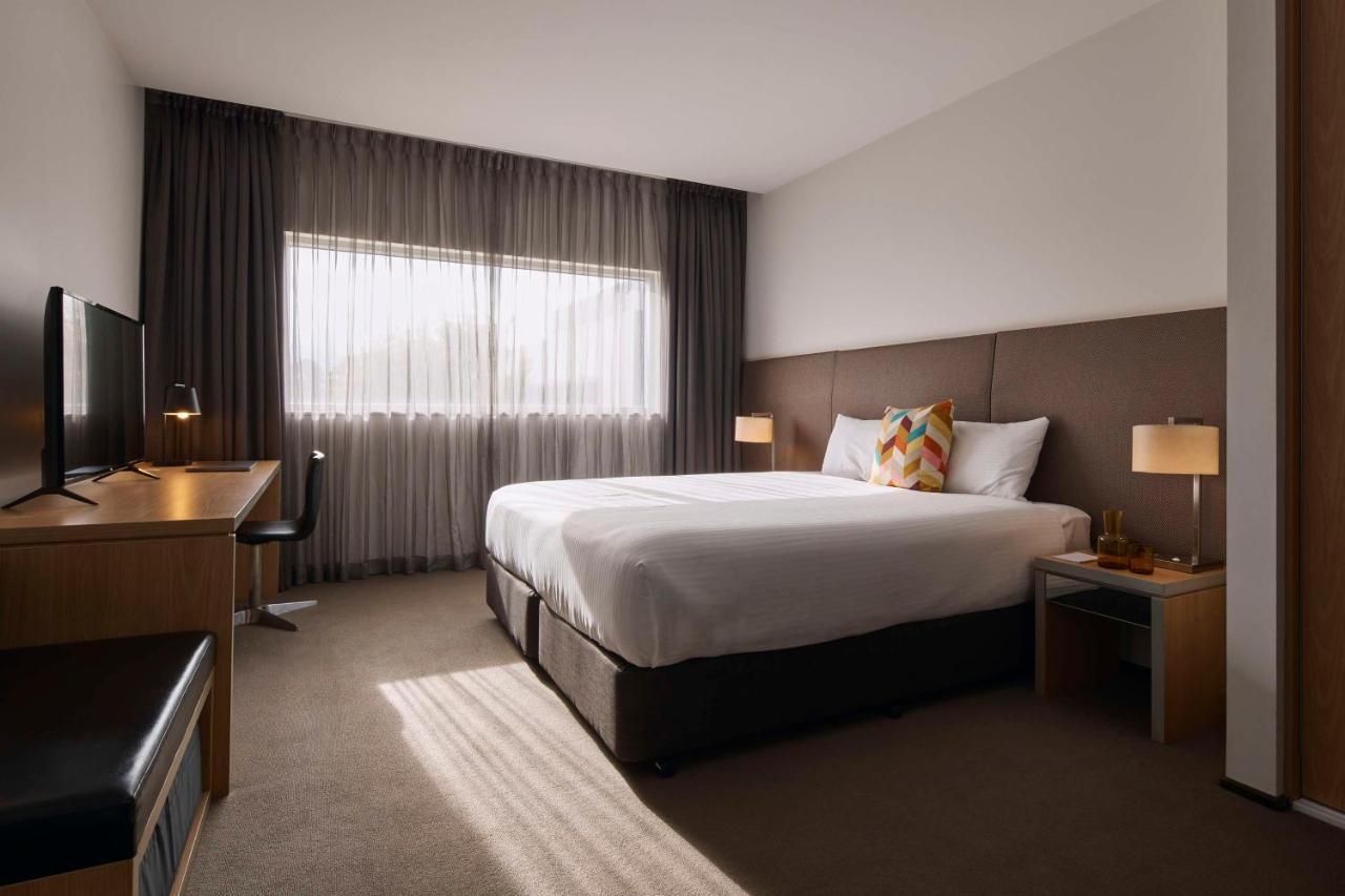 Atura Dandenong Hotel Doveton Buitenkant foto
