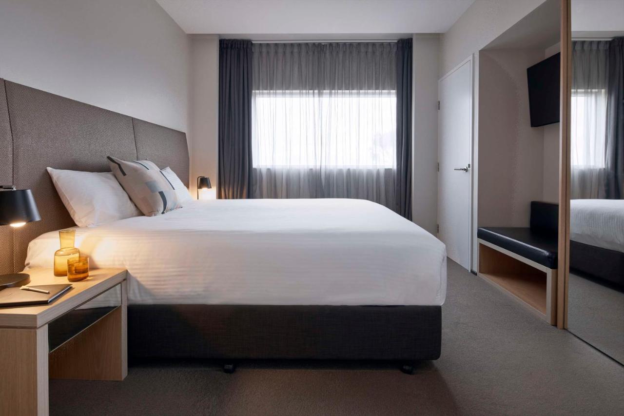 Atura Dandenong Hotel Doveton Buitenkant foto