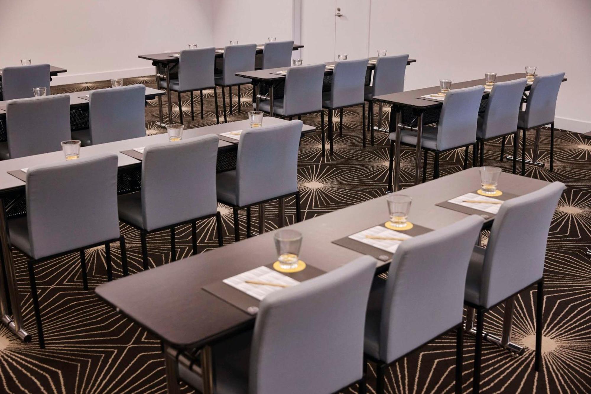 Atura Dandenong Hotel Doveton Buitenkant foto