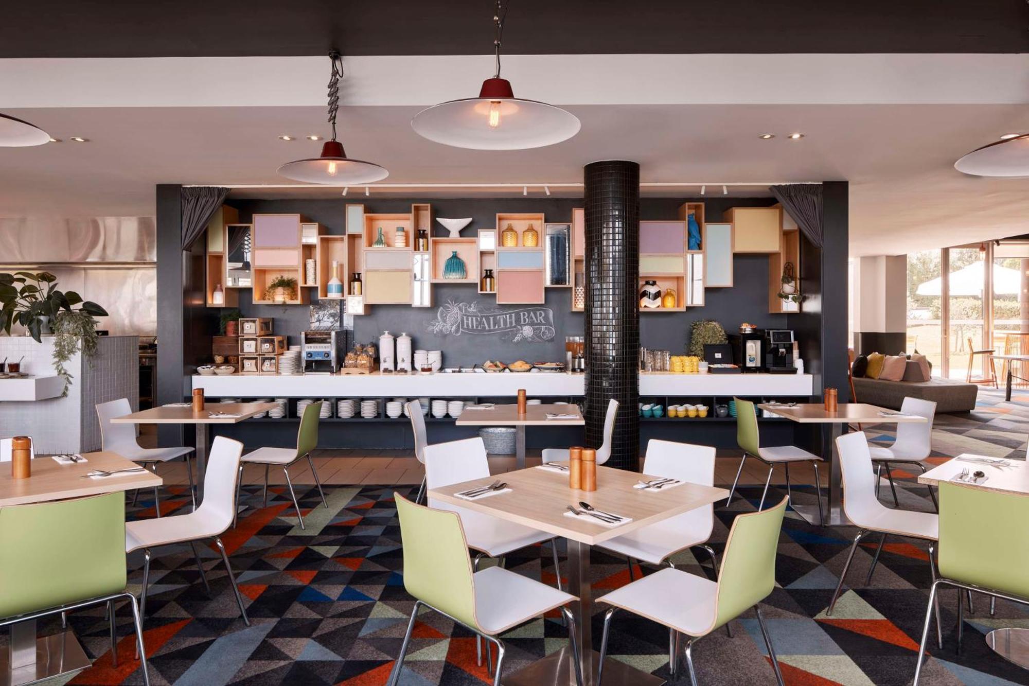 Atura Dandenong Hotel Doveton Buitenkant foto