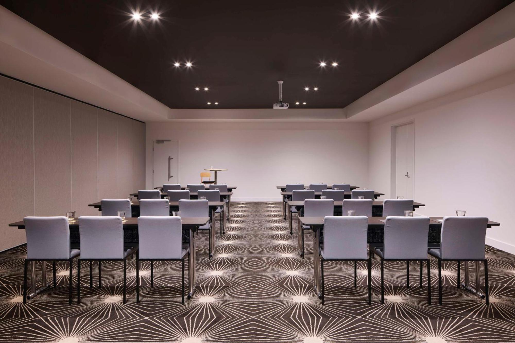 Atura Dandenong Hotel Doveton Buitenkant foto