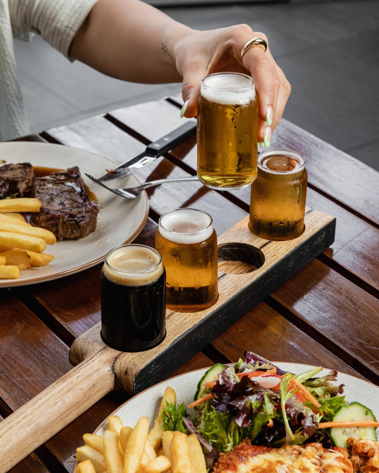Atura Dandenong Hotel Doveton Buitenkant foto