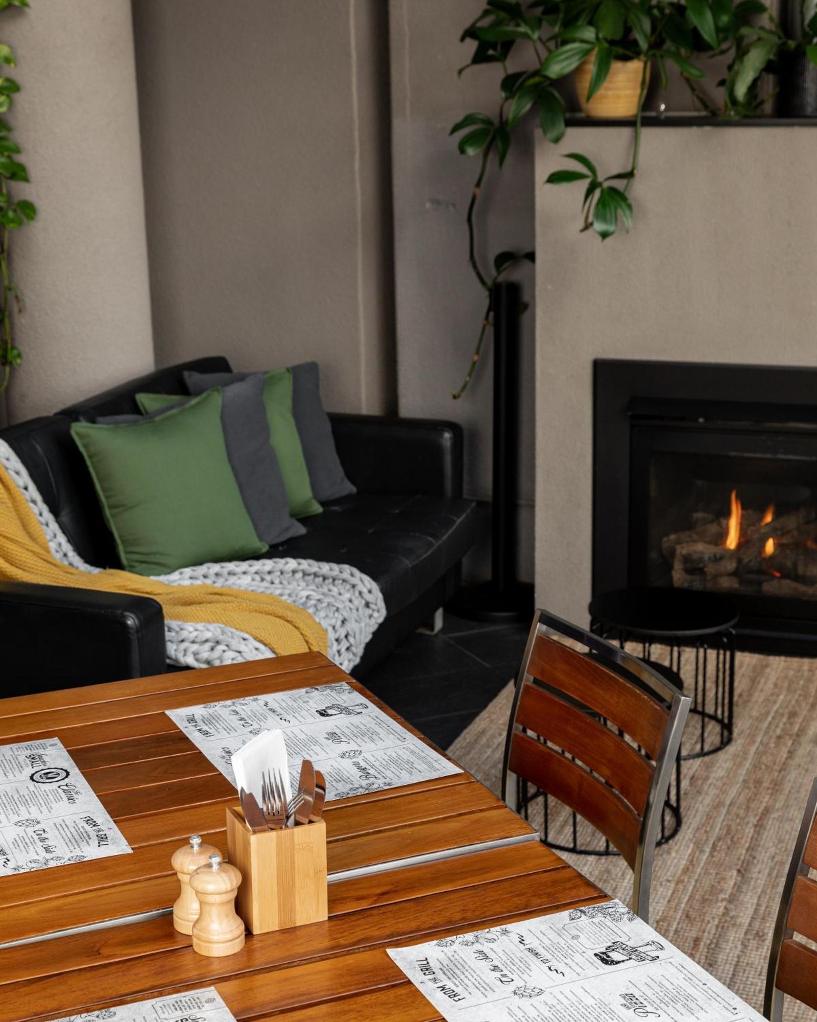 Atura Dandenong Hotel Doveton Buitenkant foto